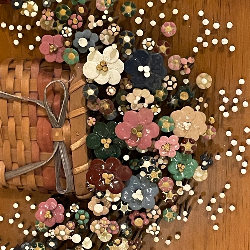 Pauline Owens Pol-O-Craft Circa 1970s Floral Nail Wall Art in a basket RARE! - Picture 2 of 8